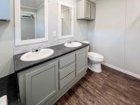 Oak Creek Homes 348 Manufactured Home