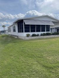 1990 Manufactured Home