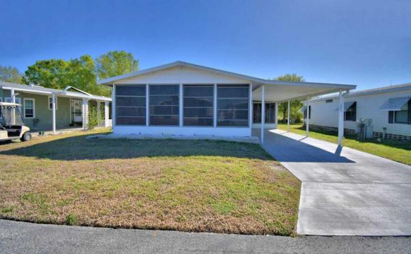 Photo 1 of 2 of home located at 5130 Abc Road, Lot 121 Lake Wales, FL 33859
