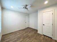 Oak Creek Homes Y6 Manufactured Home