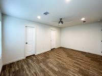 Oak Creek Homes Y6 Manufactured Home
