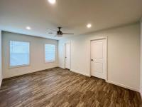 Oak Creek Homes Y6 Manufactured Home