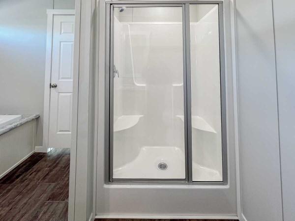 Oak Creek Homes 376 Manufactured Home