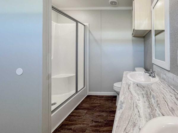 Oak Creek Homes 376 Manufactured Home