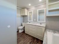 Oak Creek Homes 376 Manufactured Home
