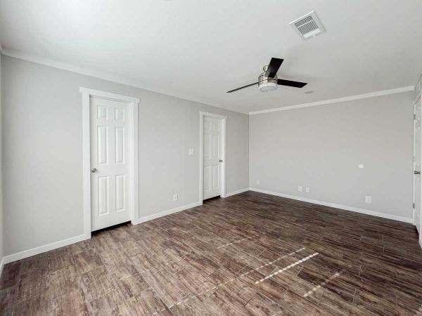Oak Creek Homes 376 Manufactured Home