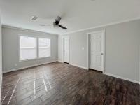 Oak Creek Homes 376 Manufactured Home