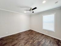 Oak Creek Homes 376 Manufactured Home