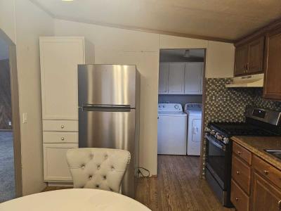 Photo 8 of 18 of home located at 376 East Hickory Drive Canton, MI 48187