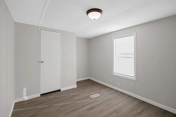 1998 Clayton Manufactured Home