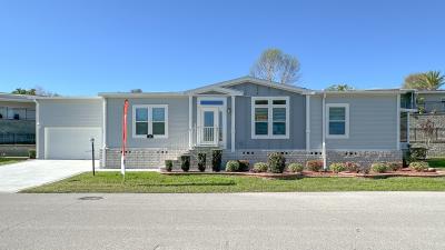 Mobile Home at 725 Bishop Dr Lady Lake, FL 32159