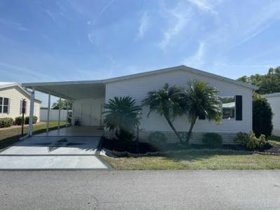 Mobile Home at 34550 Green Arbor St Zephyrhills, FL 33541