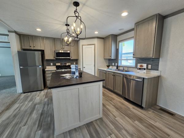 2024 Clayton 5228-E785 Pulse Mobile Home