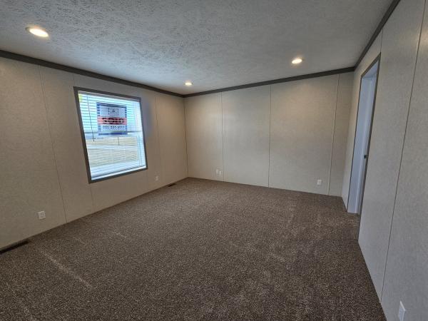2024 Clayton 5228-E785 Pulse Mobile Home