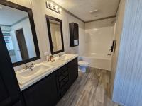 2024 Clayton 5228-E785 Pulse Mobile Home