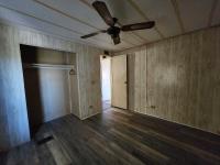 1984 VILL Manufactured Home