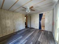 1984 VILL Manufactured Home