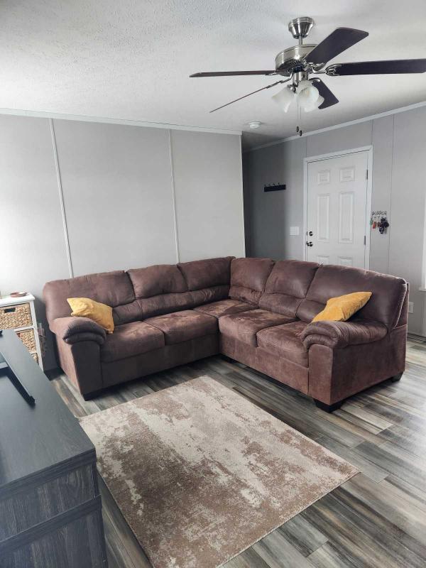 2021 Champion  Mobile Home