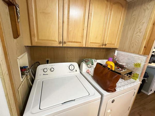 1986 Bays Manufactured Home