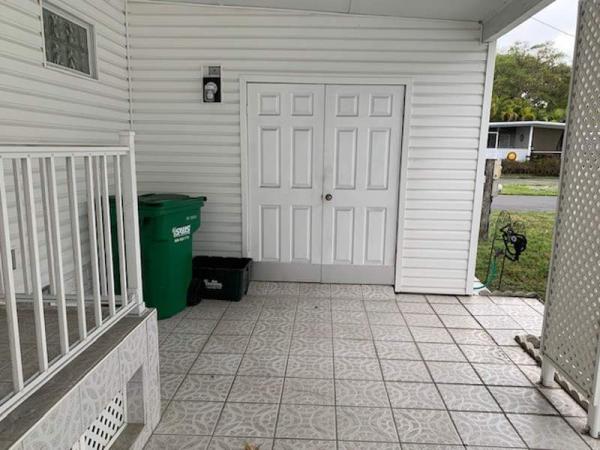 1971 DELO Manufactured Home