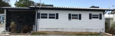 Photo 3 of 10 of home located at 37533 Clemence St Zephyrhills, FL 33541