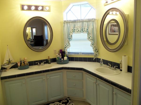 1998 MERI Mobile Home For Sale