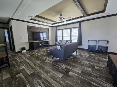 Photo 4 of 13 of home located at 343 Harvest Moon Parkway Kyle, TX 78640