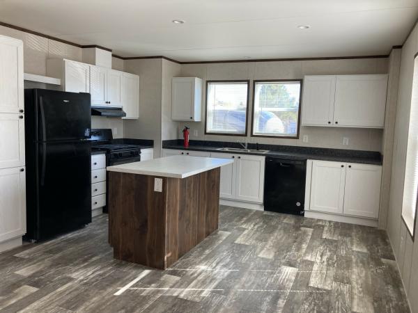 2025 Champion Home Builders, Inc. mobile Home