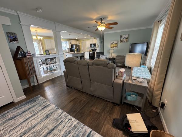 2018 Commodore 55497 Mobile Home