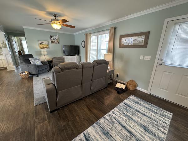2018 Commodore 55497 Mobile Home