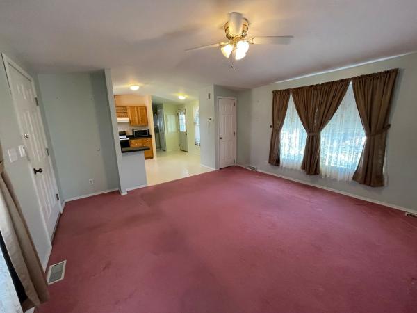 1999 Oxford 16x60-2 Mobile Home