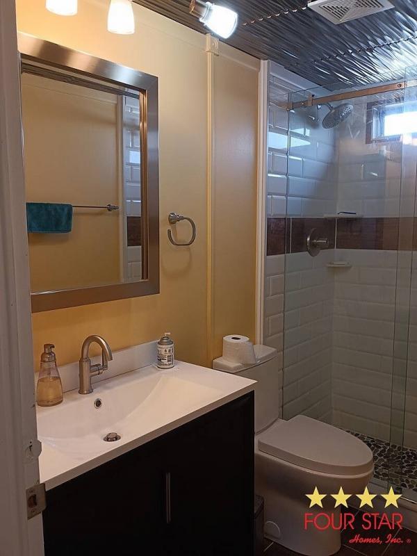 1976 OAKRI  Home