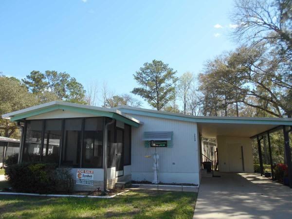 Photo 1 of 2 of home located at 202 B E Gleneagles Road Ocala, FL 34472