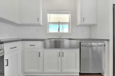 Photo 4 of 19 of home located at 3444 W Center St #16 Riverside, CA 92501