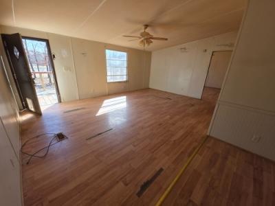 Photo 3 of 28 of home located at 175 Windy Mountain T Edgemont, AR 72044