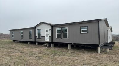 Mobile Home at 9040 N Interstate 35 New Braunfels, TX 78130