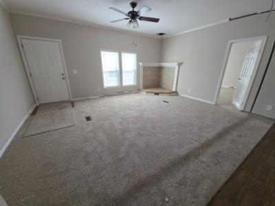 Photo 3 of 13 of home located at 25898 I-30 Frontage Rd Bryant, AR 72022