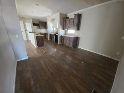 Photo 4 of 13 of home located at 25898 I-30 Frontage Rd Bryant, AR 72022