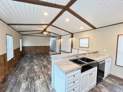 Photo 4 of 14 of home located at 1224 Woodbine St Nacogdoches, TX 75964