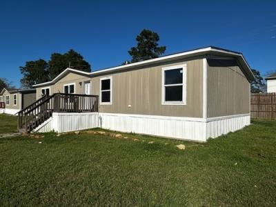 Mobile Home at 25818 Long Pine Dr Lot 823 Spring, TX 77389