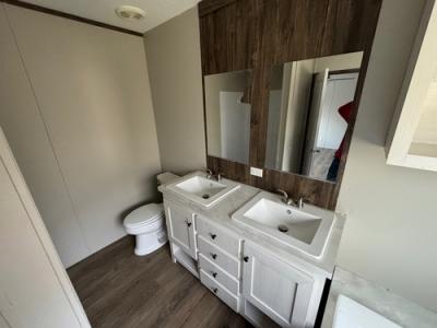Photo 5 of 6 of home located at 12155 Us Hwy 69 N Tyler, TX 75706