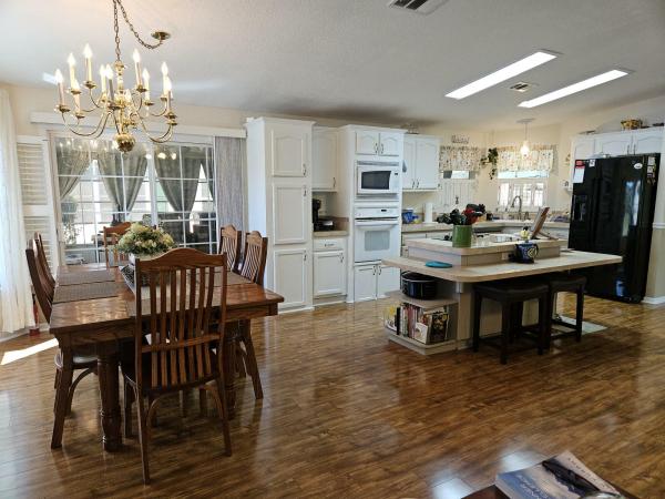 2001 Nobility 2523-CT Mobile Home