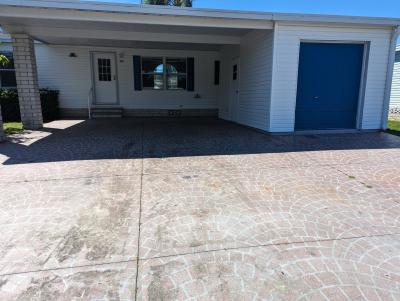 Mobile Home at 319 Southhampton Blvd Auburndale, FL 33823