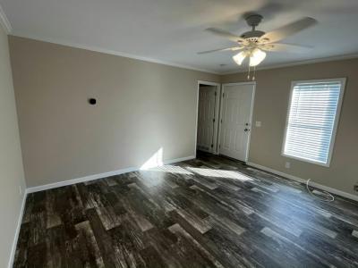 Photo 3 of 13 of home located at 10201 W Beaver St #261 Jacksonville, FL 32220