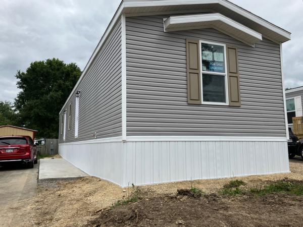 2025 Champion Home Builders, Inc. mobile Home