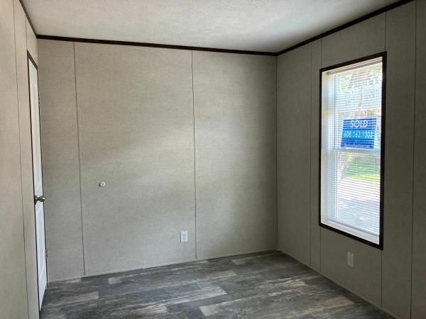2025 Champion Home Builders, Inc. mobile Home