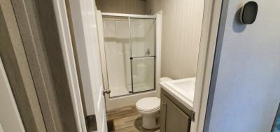 Photo 4 of 29 of home located at 198 S. Pine Drive Tampa, FL 33613
