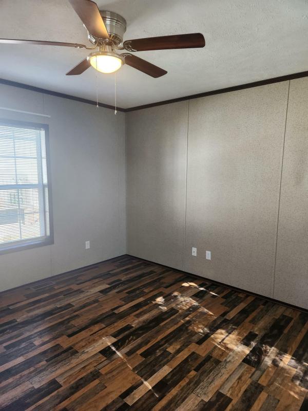 2016 EAGLE RIVER 19 LANDY CREEK  Home
