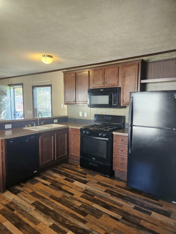 2016 EAGLE RIVER 19 LANDY CREEK  Home