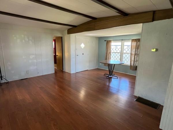 1971 BARR Single Mobile Home